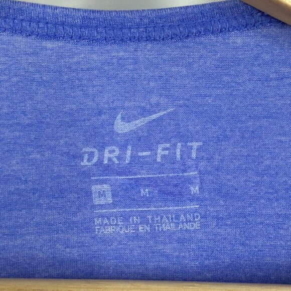 Nike Dri-Fit Icon Clash Tank Top Womens Size Medium Lightweight Racerback Breezy - Picture 7 of 9